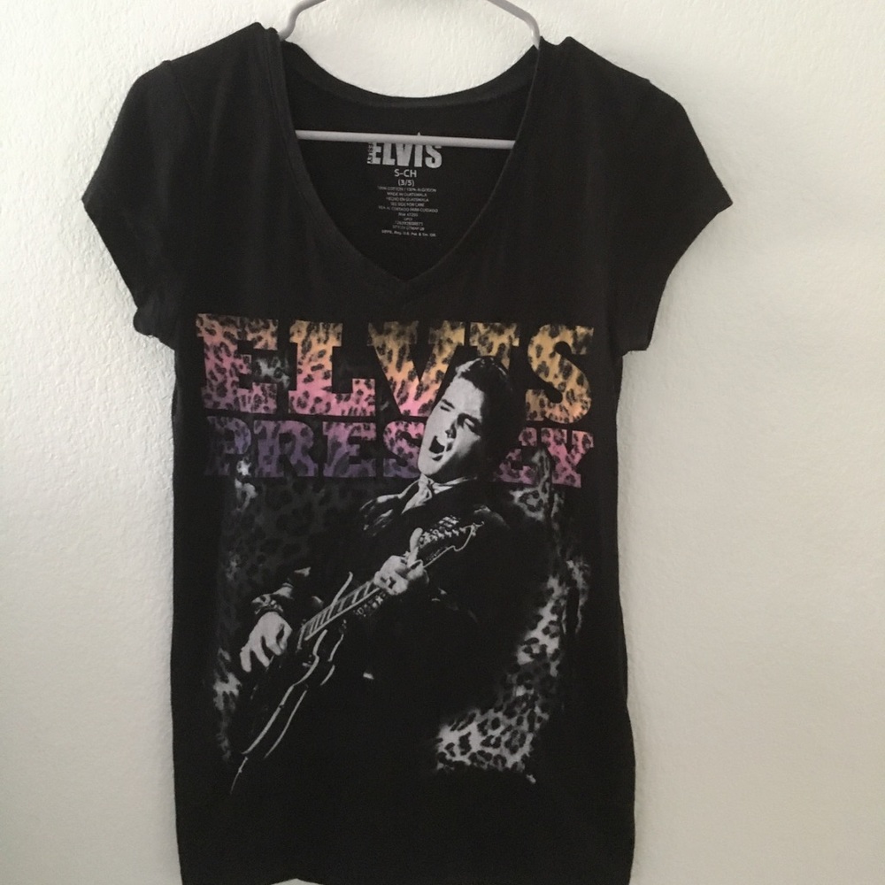Elvis tee shirt🎈